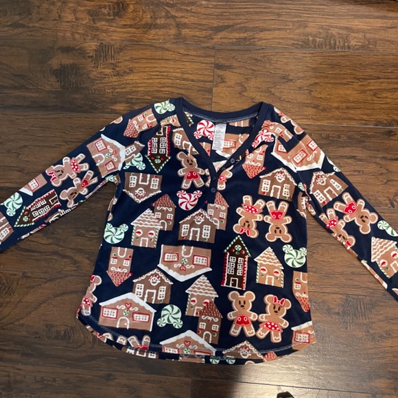 Disney Pajamas - Picture 4 of 5